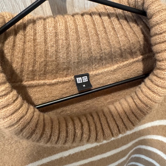 Uniqlo Souffle Yarn Long Sleeve Crew Neck Sweater Size M - Picture 6 of 6